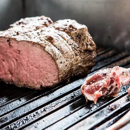 酒店 格斯夫 - 科拉尔国际餐厅酒店