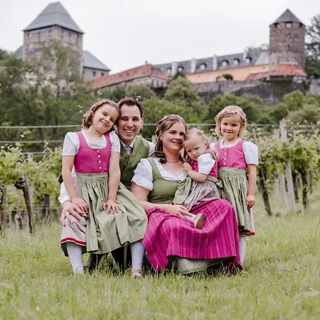 格斯夫 - 科拉尔国际餐厅酒店 德意志兰茨贝格