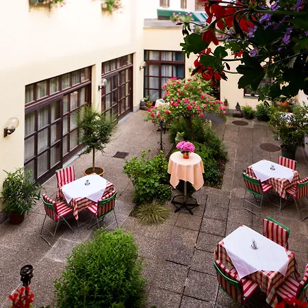 Gasthof-restaurant Kollar Goebl 호텔