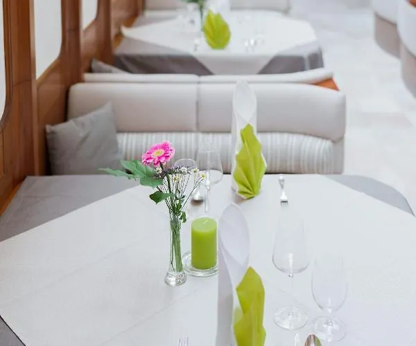 מלון Gasthof-restaurant Kollar Goebl