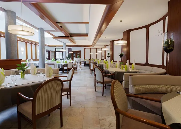 Gasthof-restaurant Kollar Goebl 호텔 도이치란즈베르그