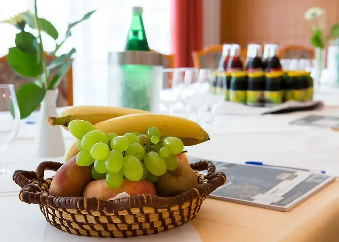 Gasthof-restaurant Kollar Goebl 도이치란즈베르그