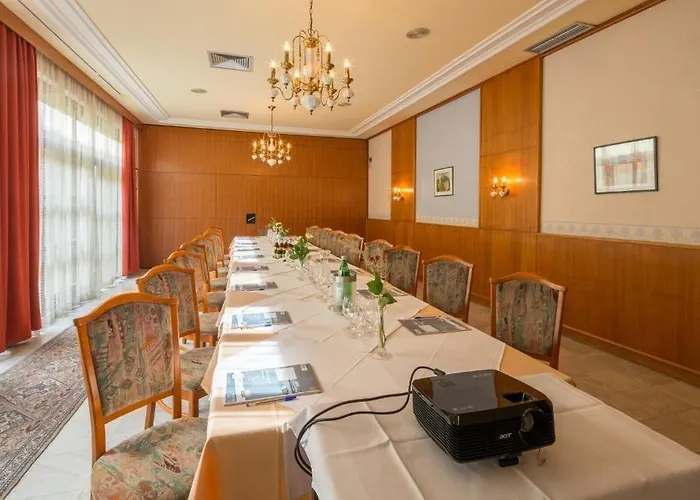 Gasthof-restaurant Kollar Goebl 호텔 3*